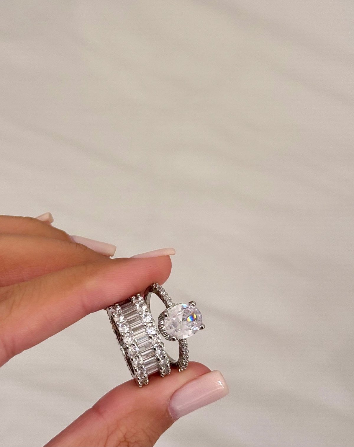 Oval Ring
